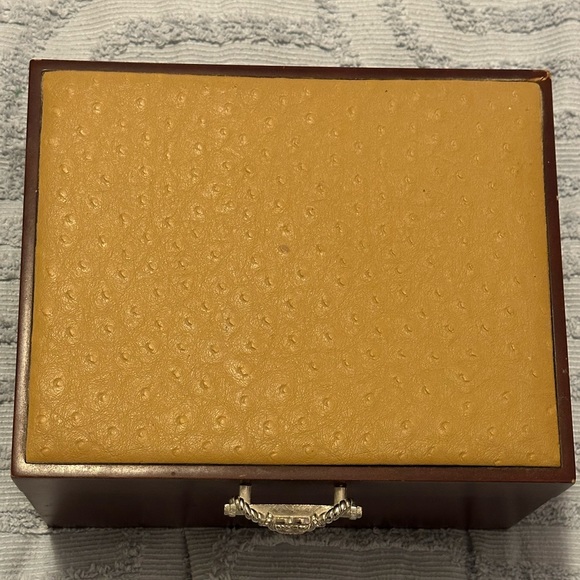 Jewelry Box with Mirror - Picture 2 of 6